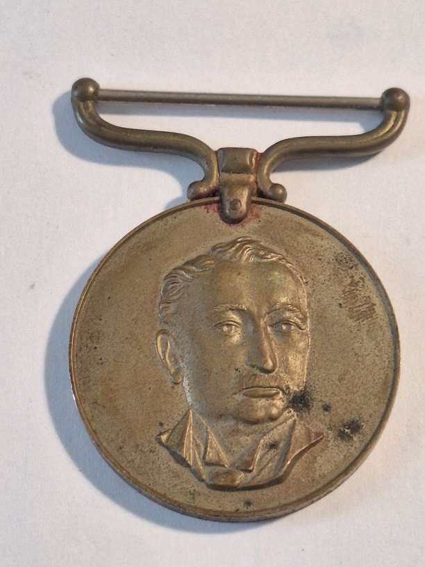 Rhodesia Genereal service medal 7515 P/O R J Hay