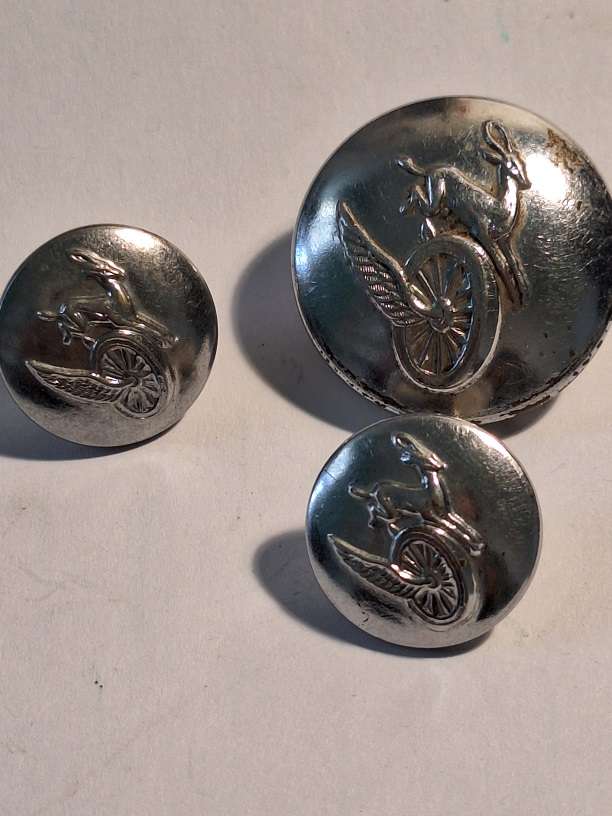 1915 - 1951 SA Railways buttons