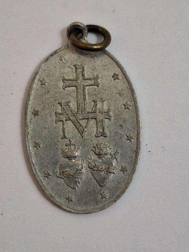 2 x Antique Aluminium Miraculous medals