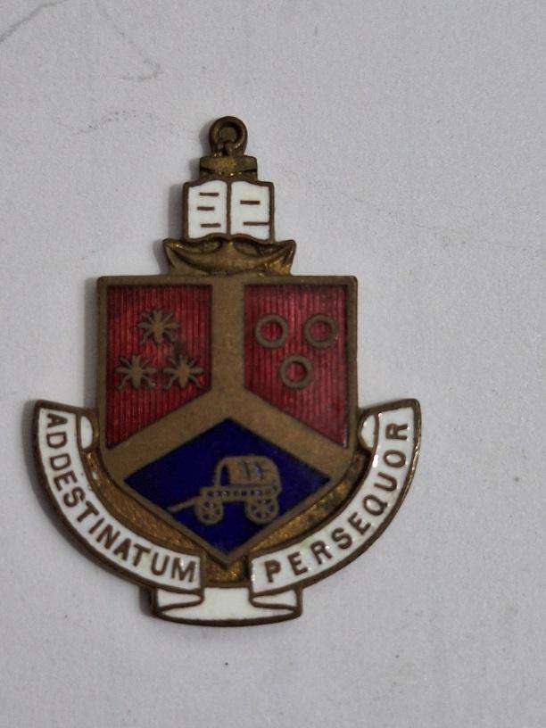 1930- 1977 small plaque University of Pretoria coat of arms
