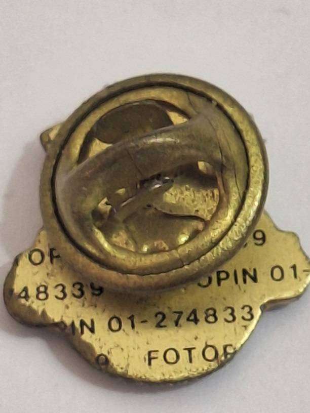 Loures coat of arms lapel pin