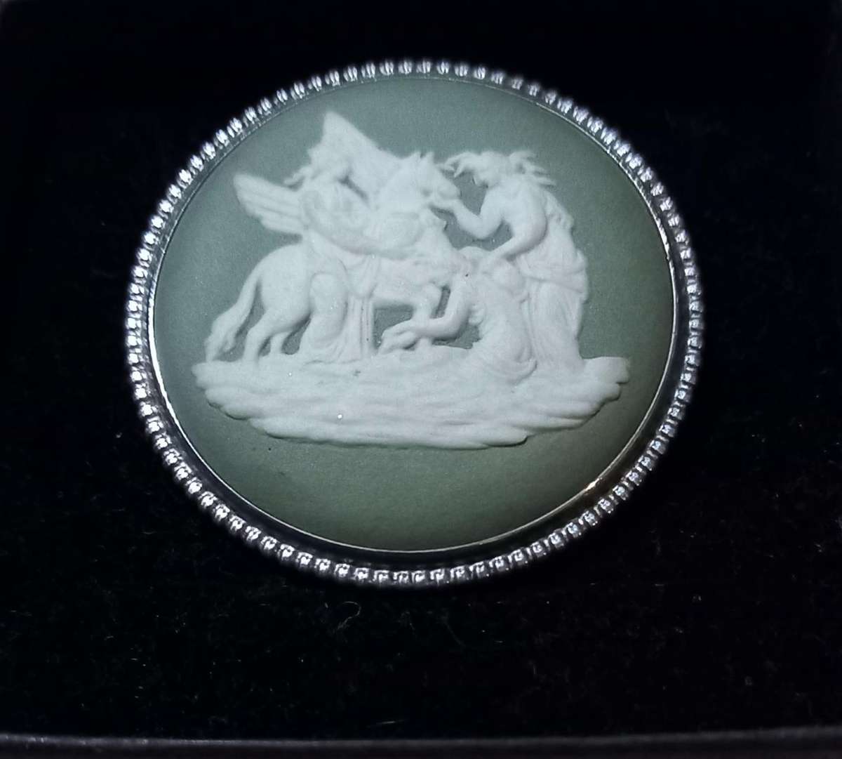 Vintage Sterling Silver Wedgwood Jasperware Brooch
