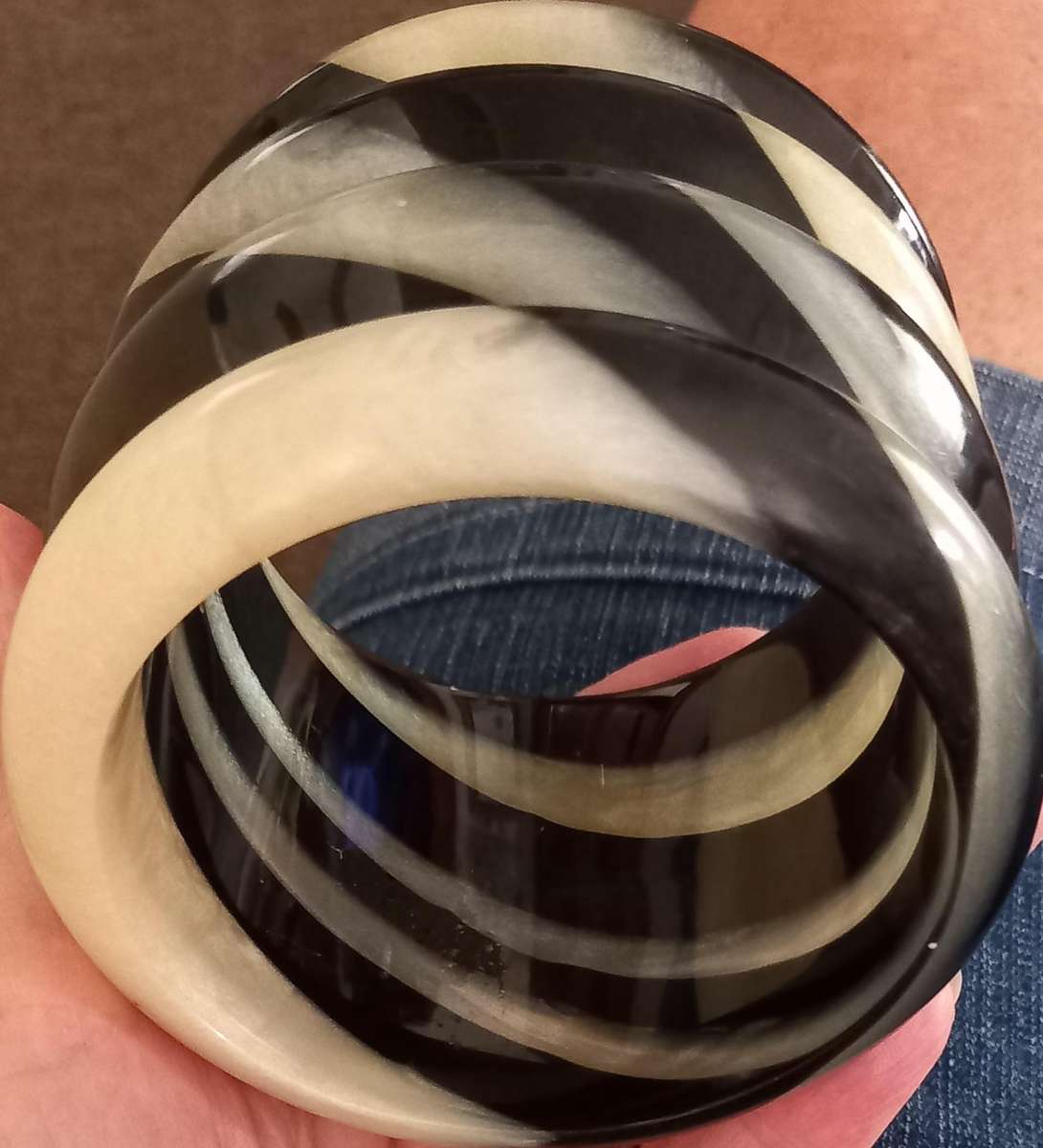 Vintage Perspex Lucite Wide Black and White Layered Stripes Bangle