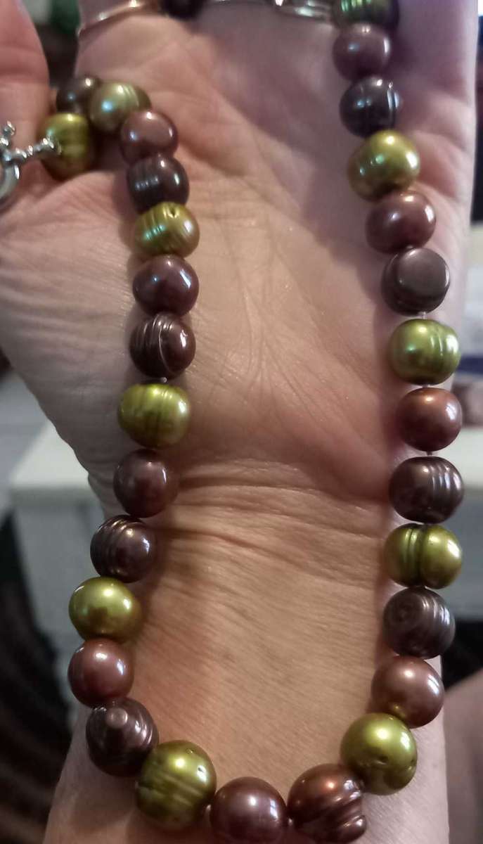 Lovely Sterling Silver Freshwater Pearl Necklace