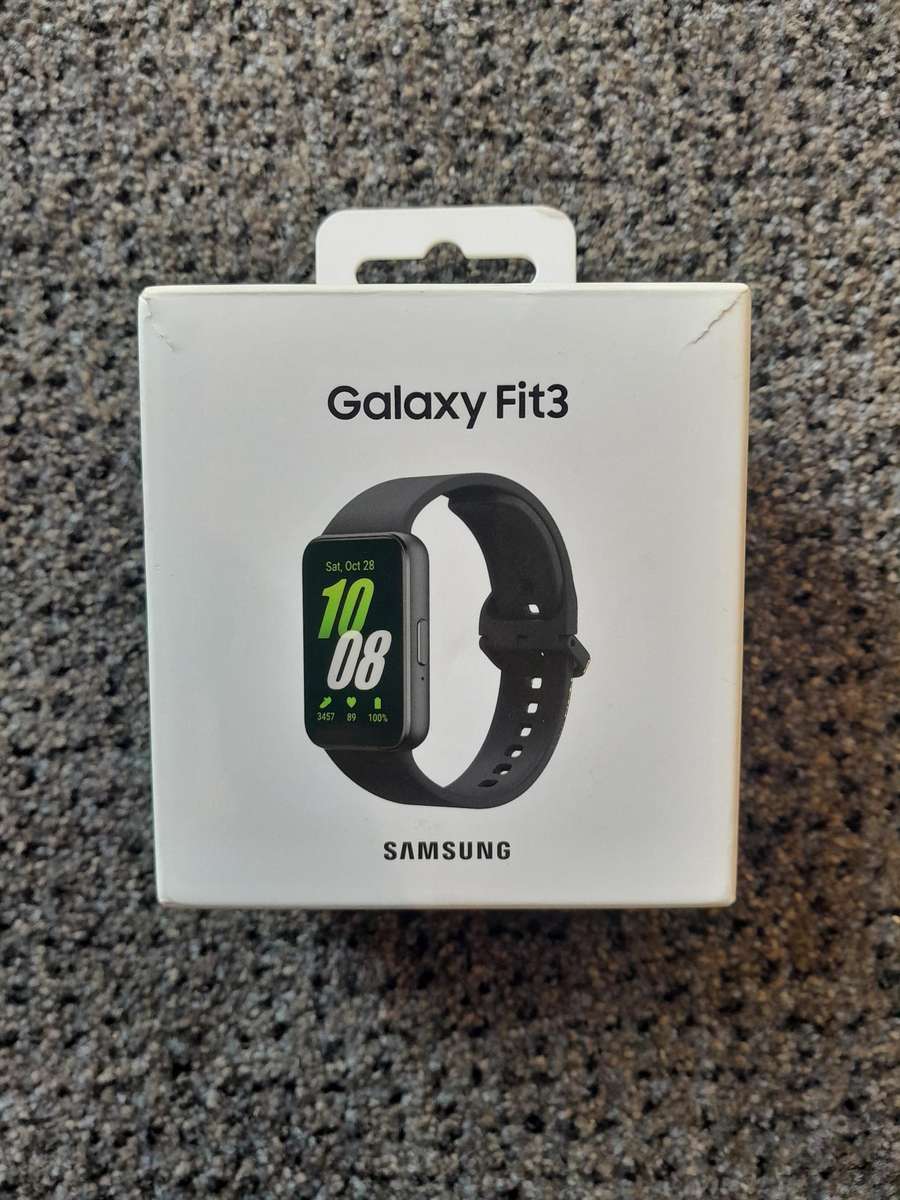 Samsung Galaxy Fit 3 smart watch fitness tracker