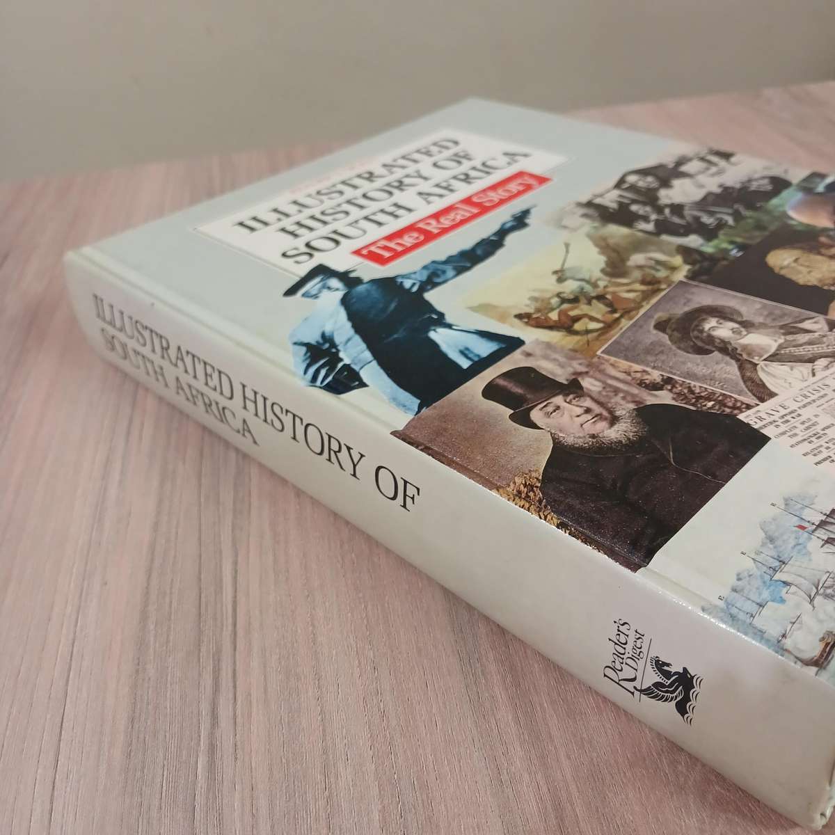 Reader's Digest Illustrated History of South Africa: The Real Story (Hardcover)