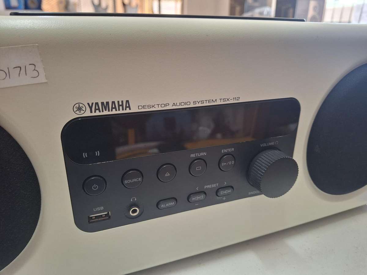 YAMAHA TSX-112 DESKTOP AUDIO SYSTEM