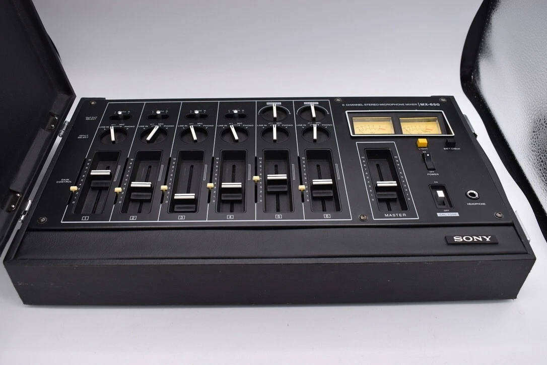 SONY MX-650 AUDIO 6-CHANNEL STEREO OUTPUT MICROPHONE MIXER
