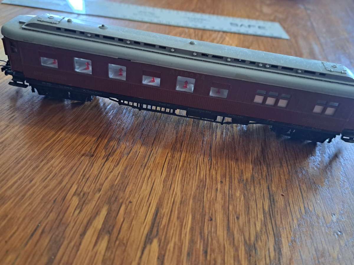 ho liliput dinning car