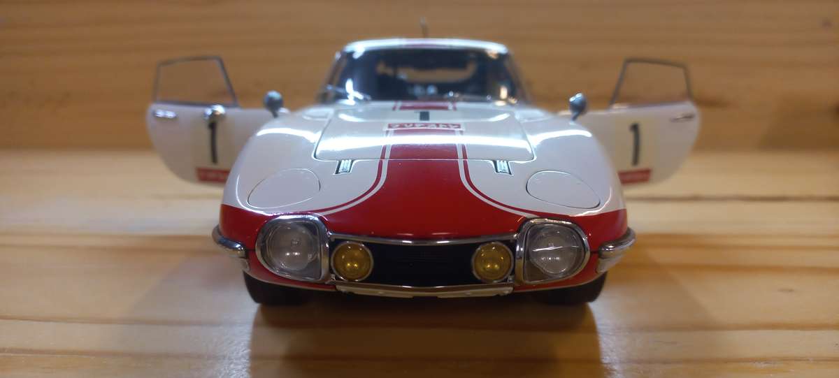 AUTOart - Toyota 2000GT 24 hrs Fuji #1 1967