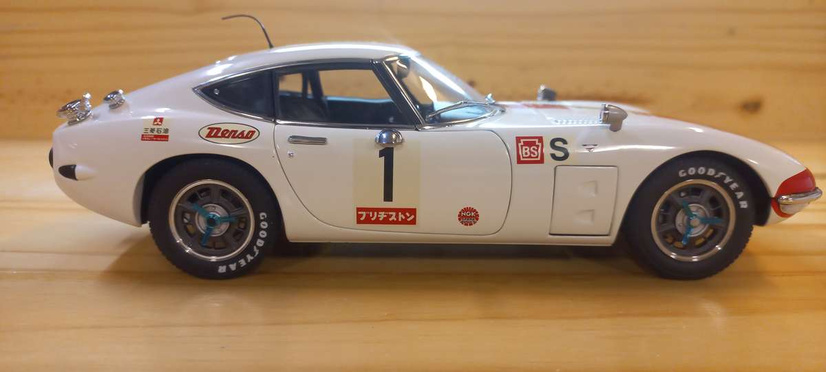 AUTOart - Toyota 2000GT 24 hrs Fuji #1 1967