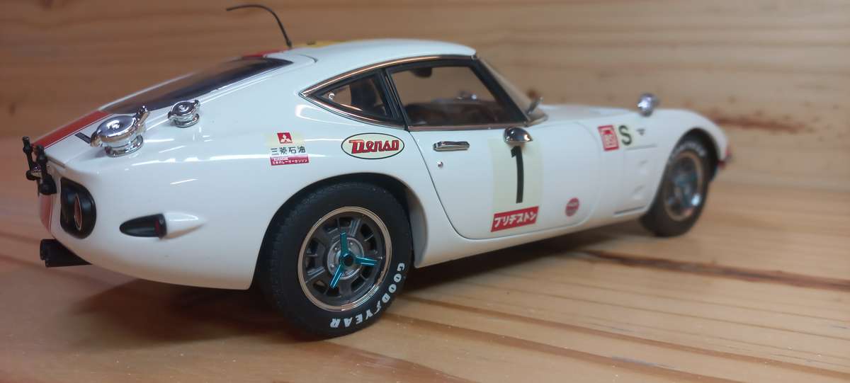 AUTOart - Toyota 2000GT 24 hrs Fuji #1 1967