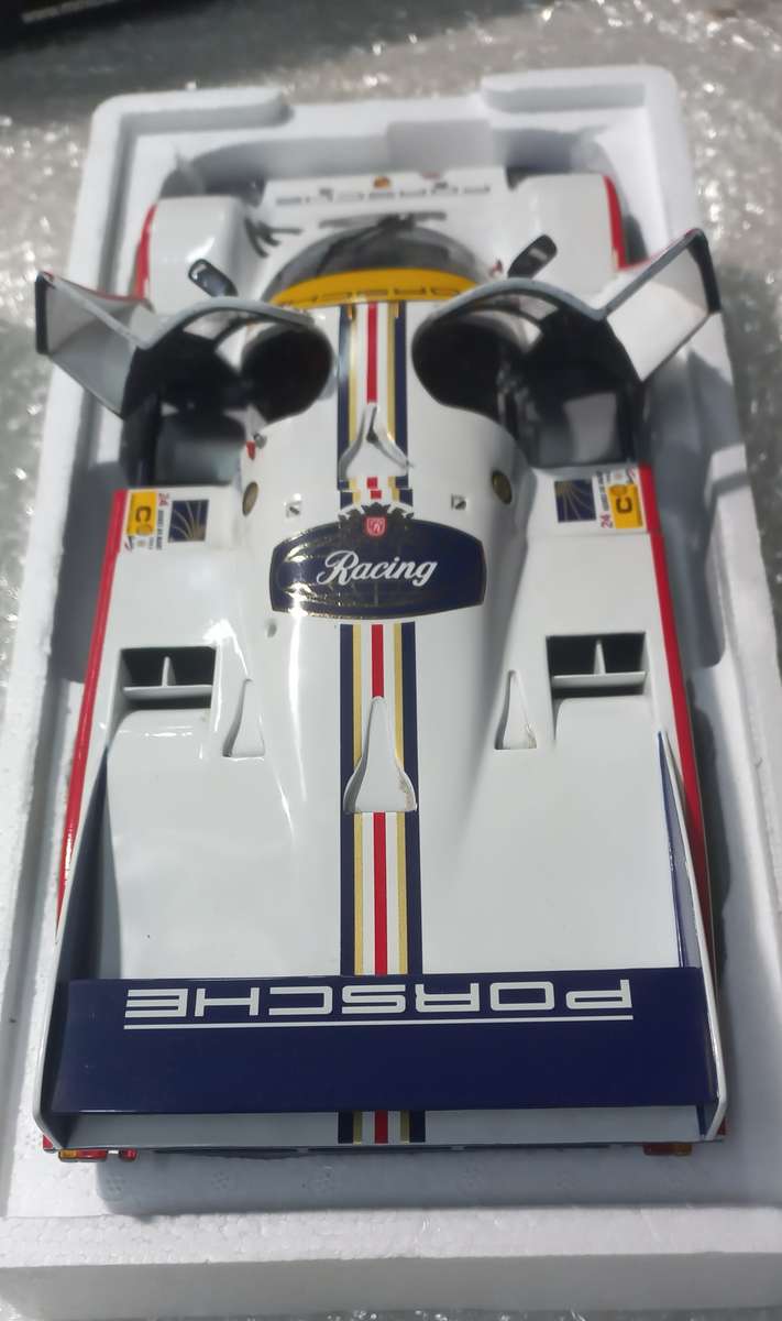 Minichamps - Porsche 956L Rothmans / Racing LM #3 - 1983