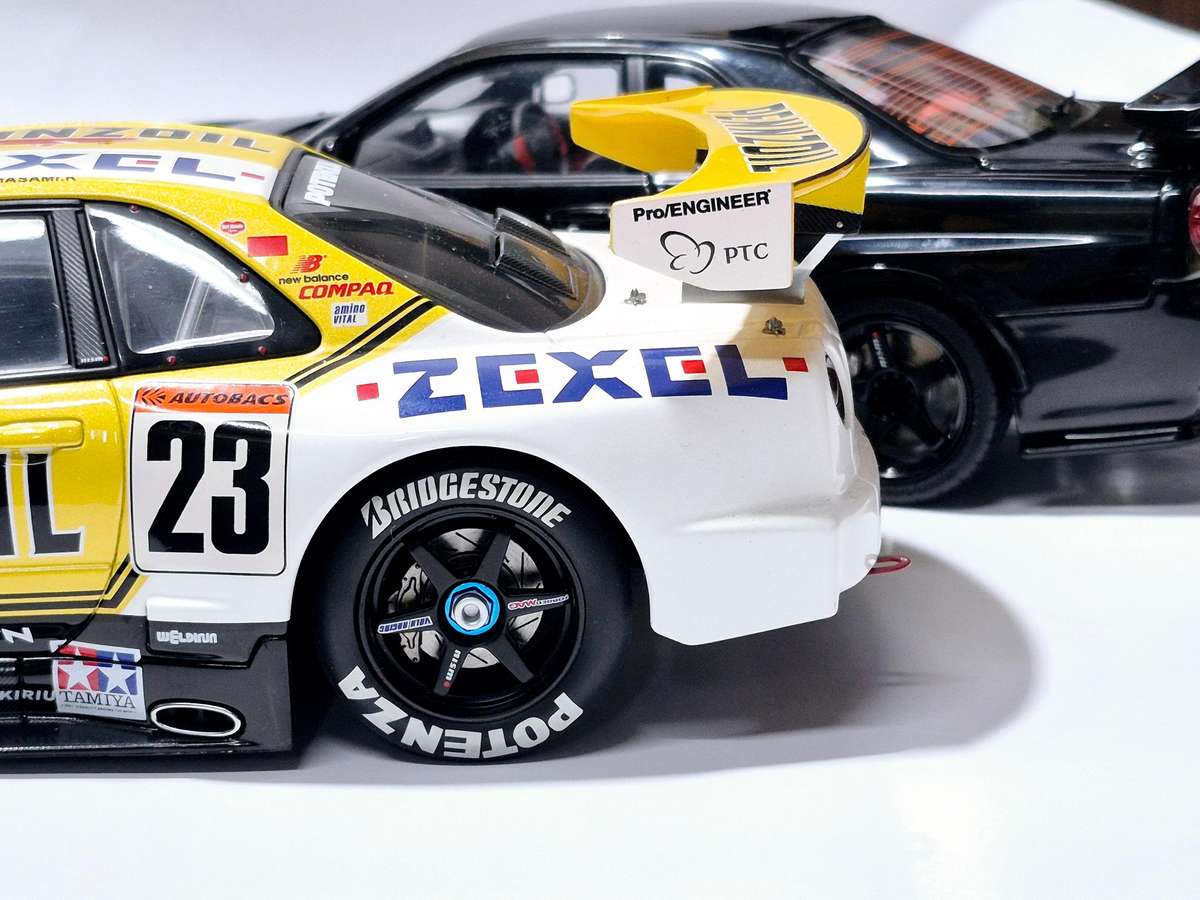 AUTOart - Nissan JGTC #23 Pennzoil Nismo GTR R34 - 2001 NO RESERVE