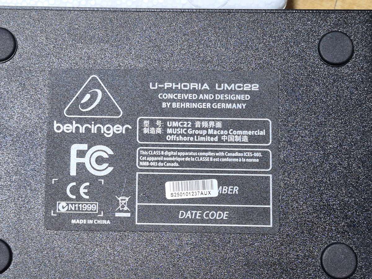 Behringer U-Phoria UMC22 USB Audio Interface - Used only once