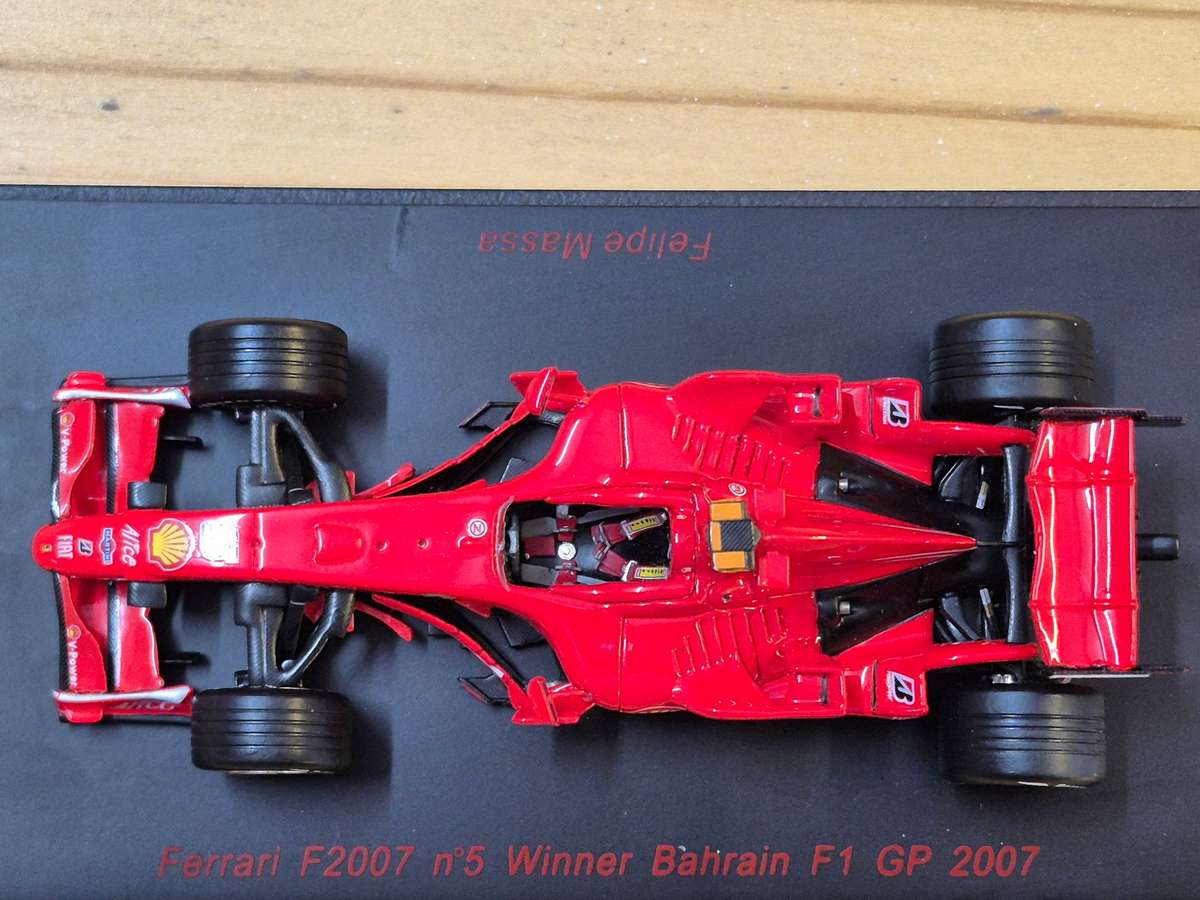 F1 MINICHAMPS + RED LINE - WILLIAMS FW07B + FERRARI F2007