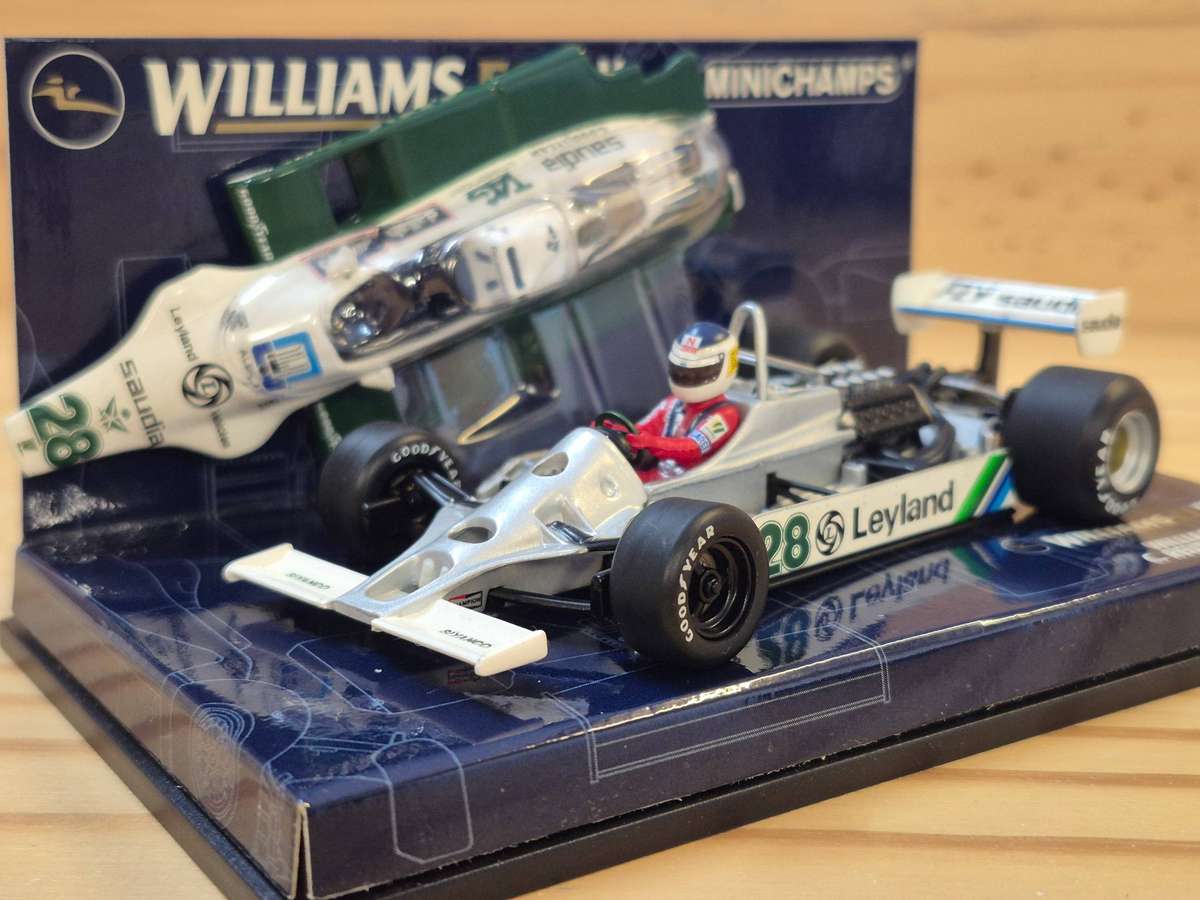 F1 MINICHAMPS + RED LINE - WILLIAMS FW07B + FERRARI F2007