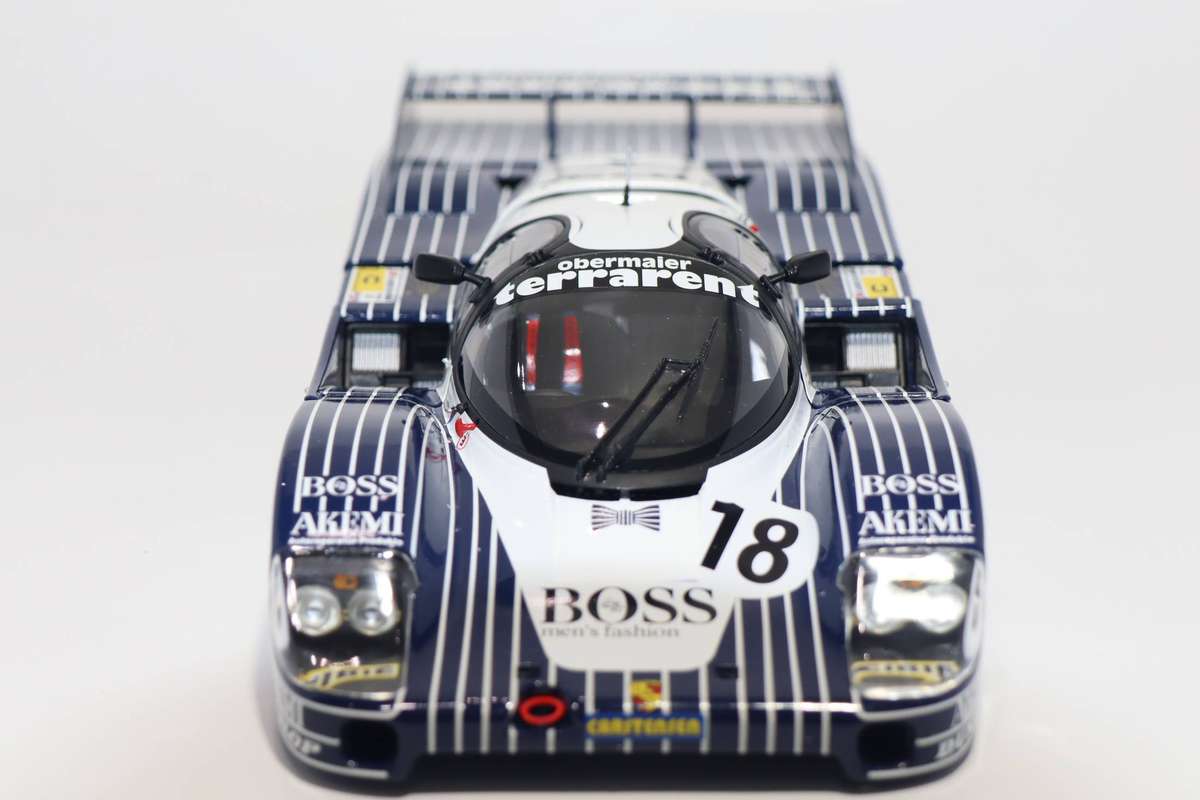 MINICHAMPS 180836918 - Porsche 956L 24h Le Mans 1983 1/18 #18