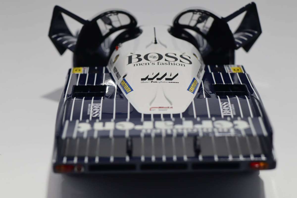 MINICHAMPS 180836918 - Porsche 956L 24h Le Mans 1983 1/18 #18