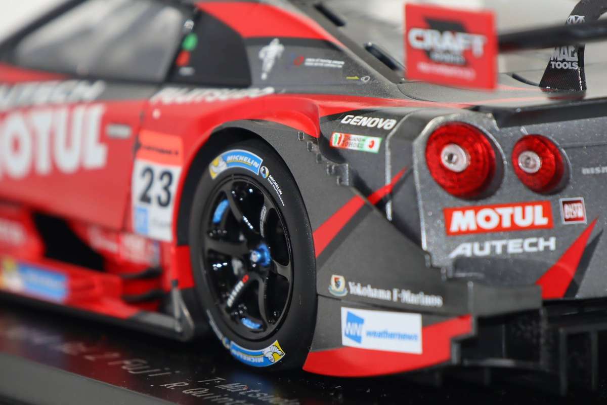 EBBRO - MOTUL AUTECH GT-R SUPER GT500 2014 Rd. 2 Fuji