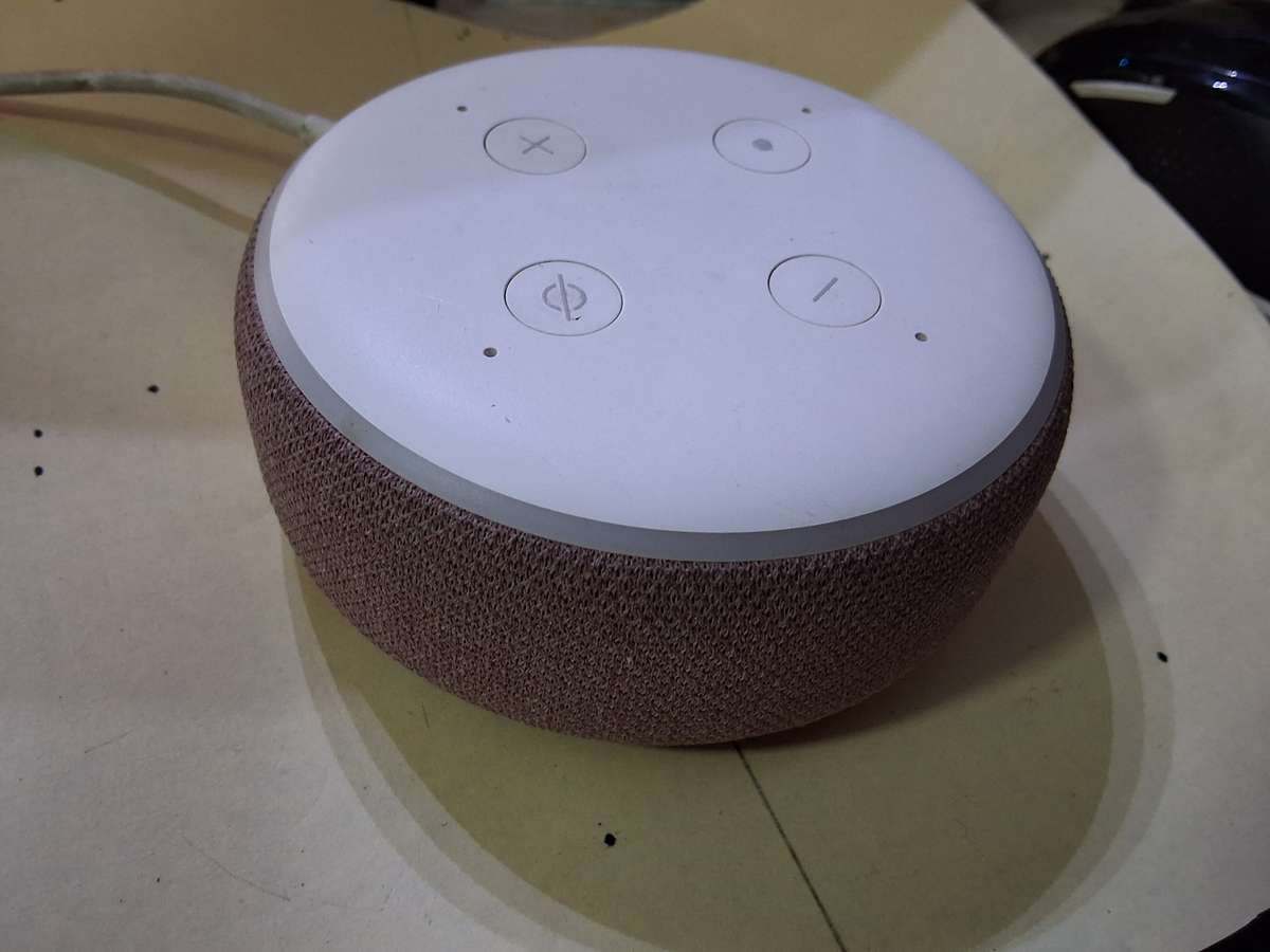 Amazon Echo Dot 3rd Edition Plum