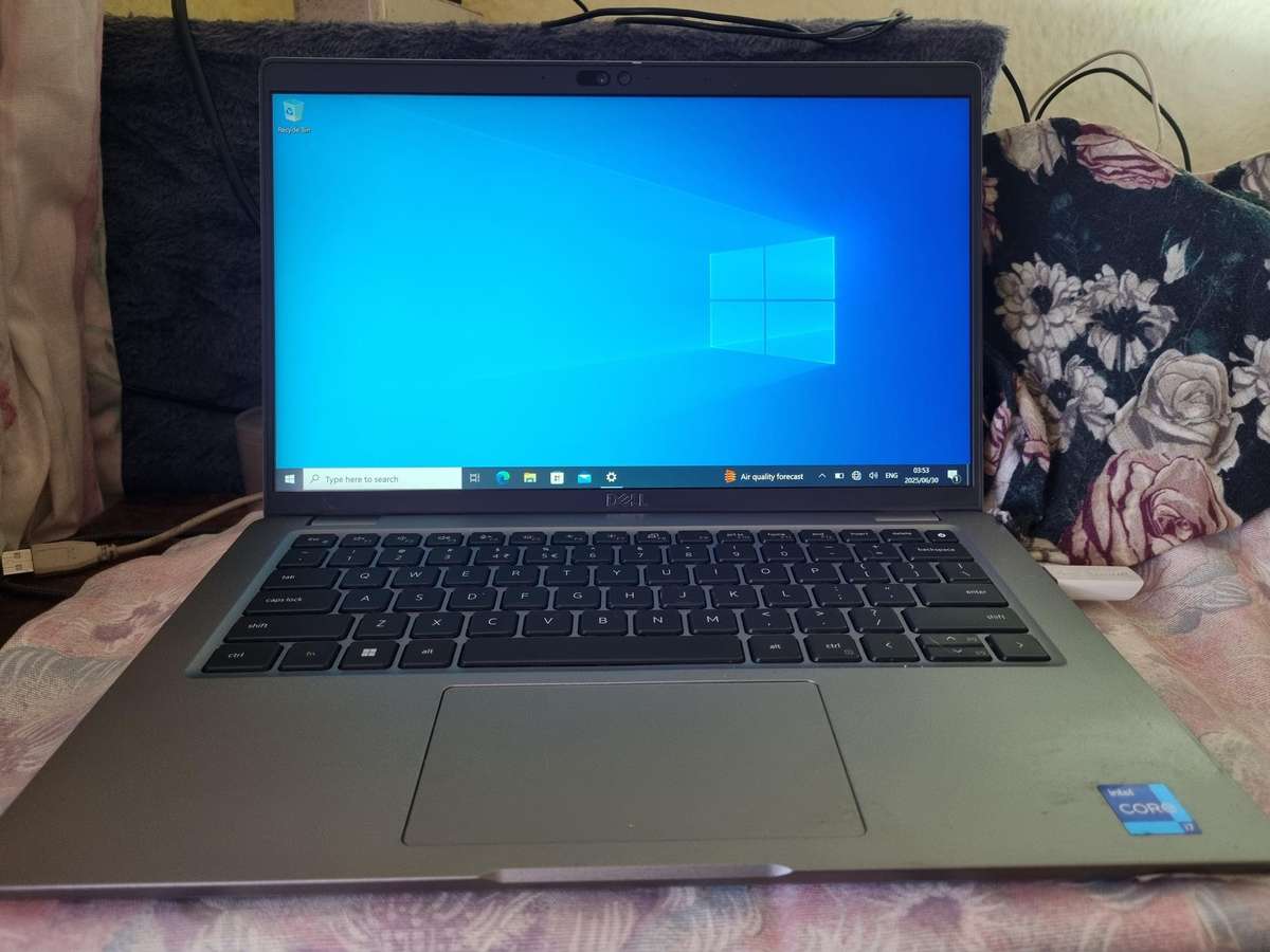 Dell Latitude 5440 13th Gen Core i7 Touchscreen with 32GB RAM