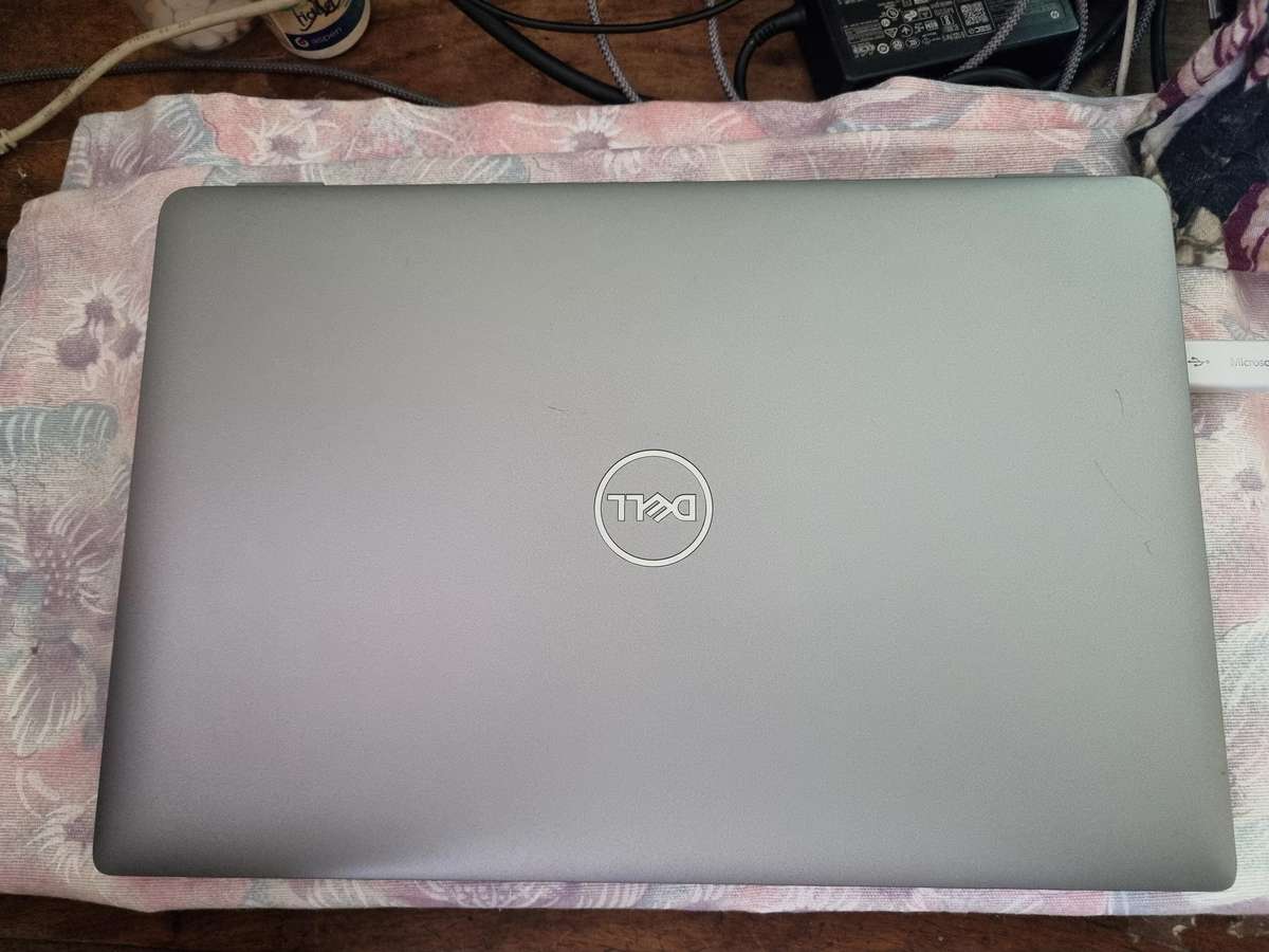 Dell Latitude 5440 13th Gen Core i7 Touchscreen with 32GB RAM