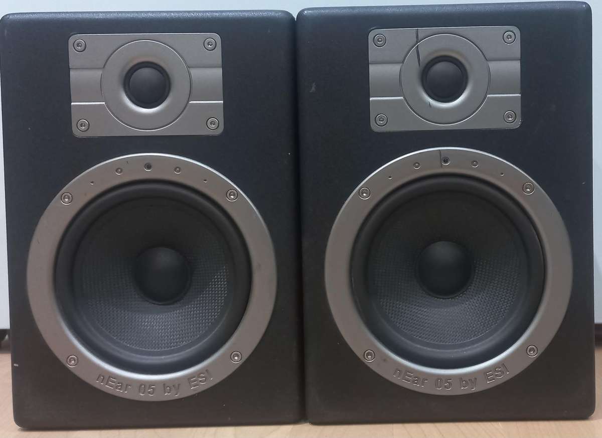 ESI nEar5 Studio monitors