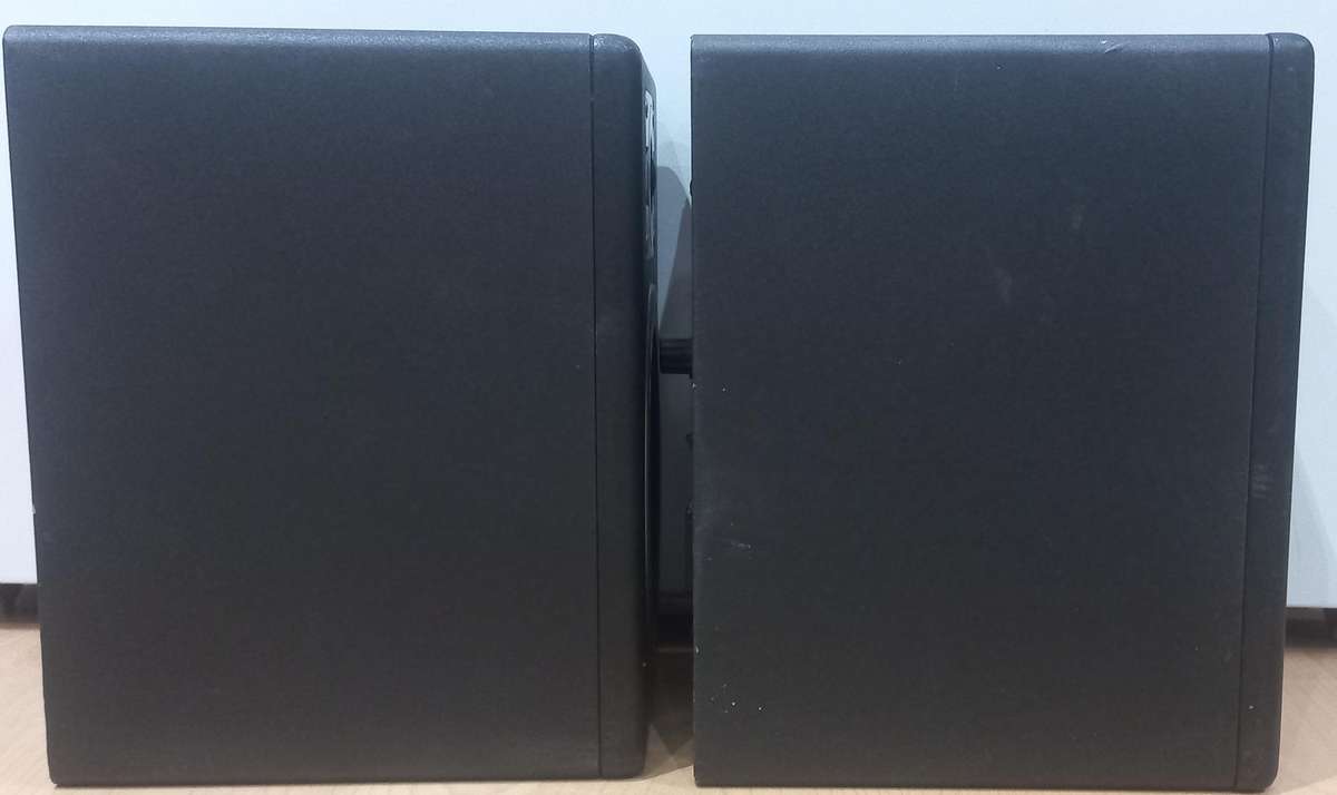 ESI nEar5 Studio monitors