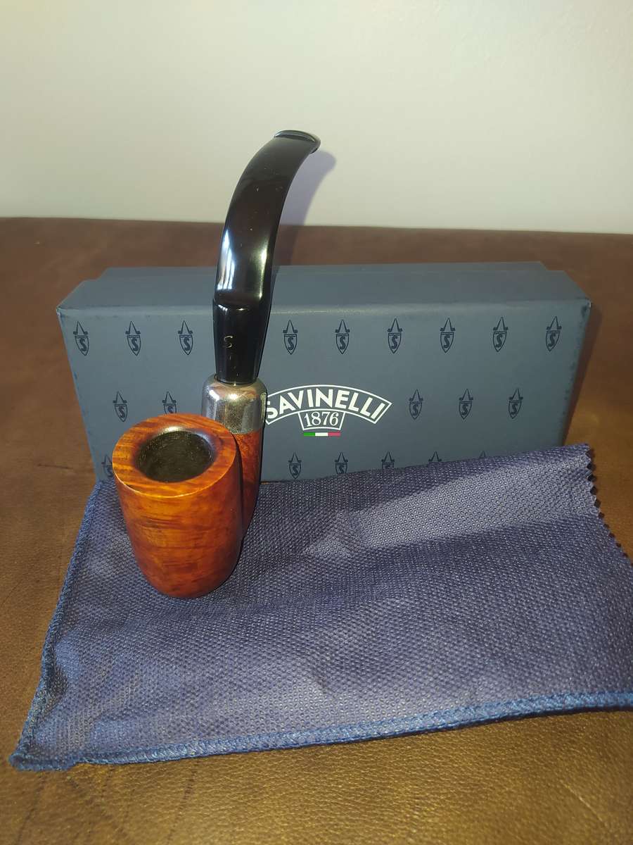 Savinelli Oom Paul smoking pipe