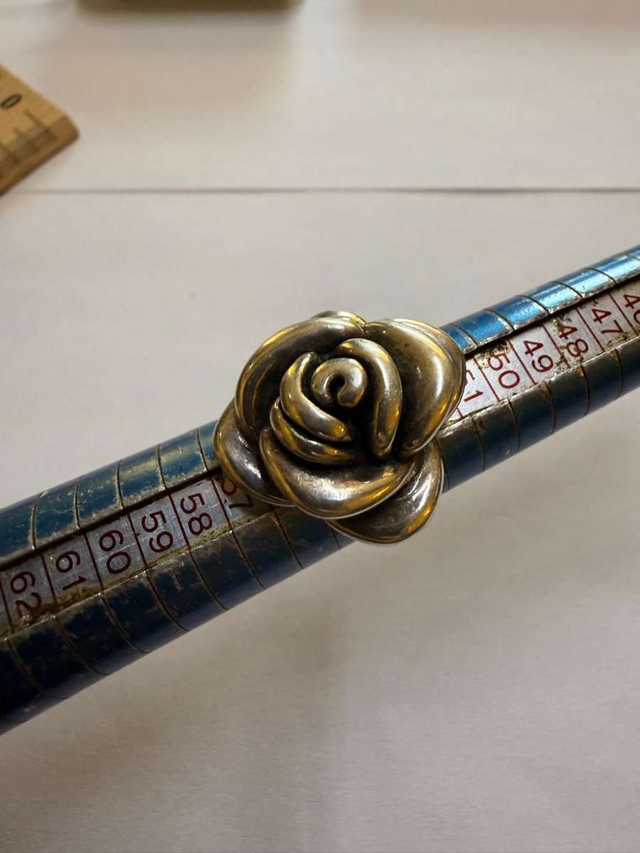 Sterling silver rose ring