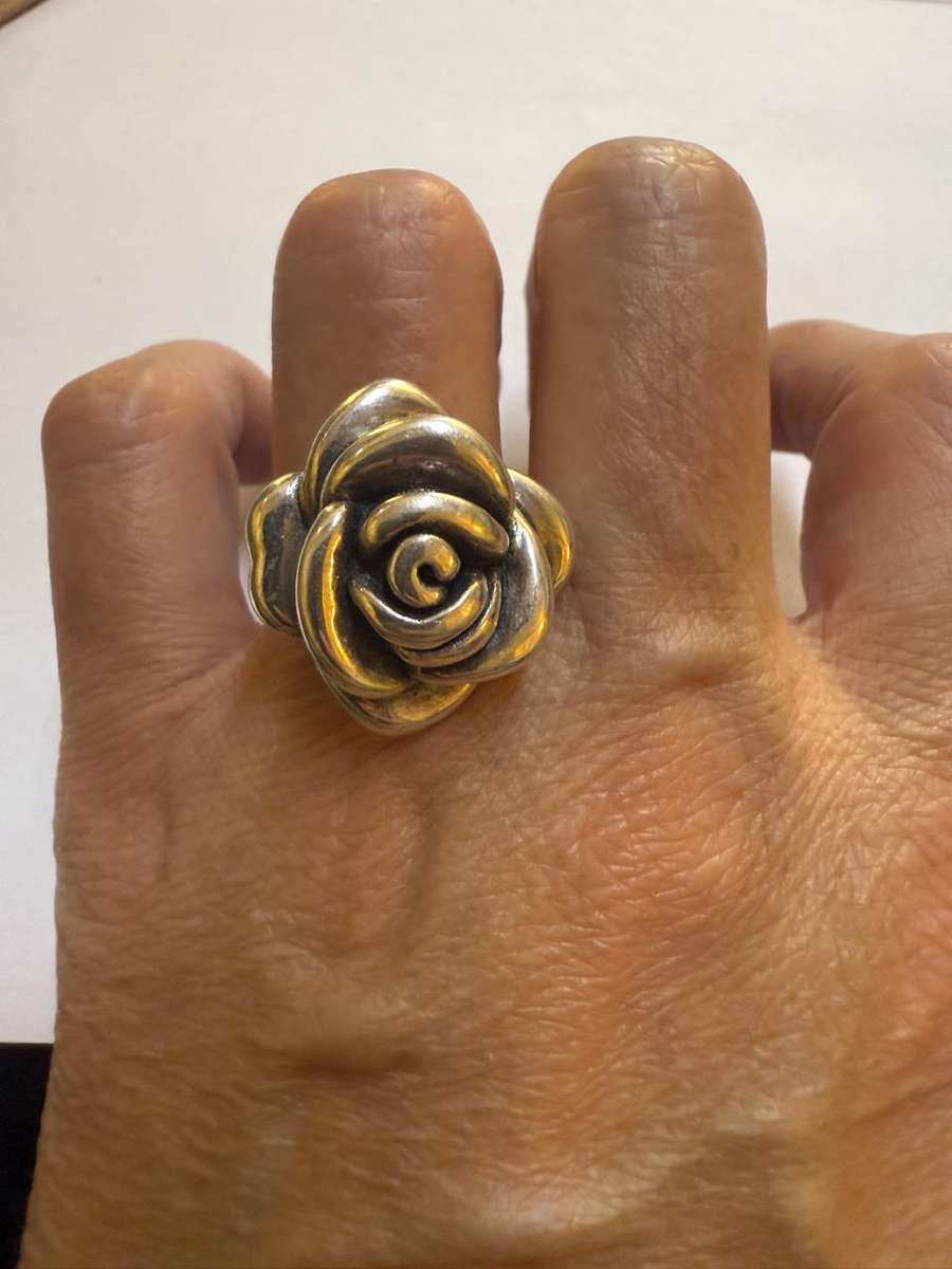 Sterling silver rose ring