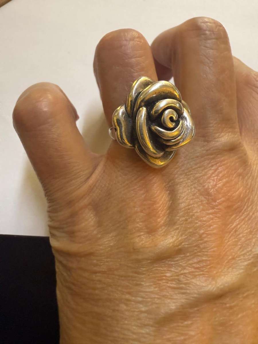 Sterling silver rose ring