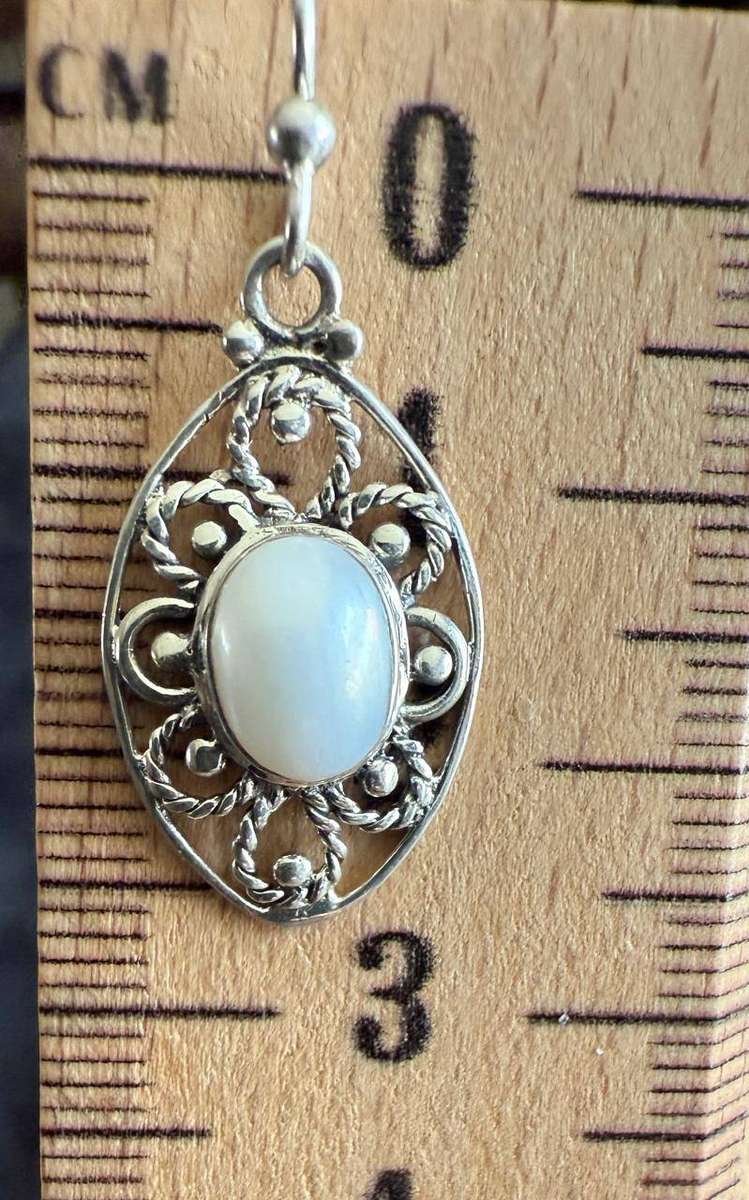 Sterling silver pearl dangling earrings