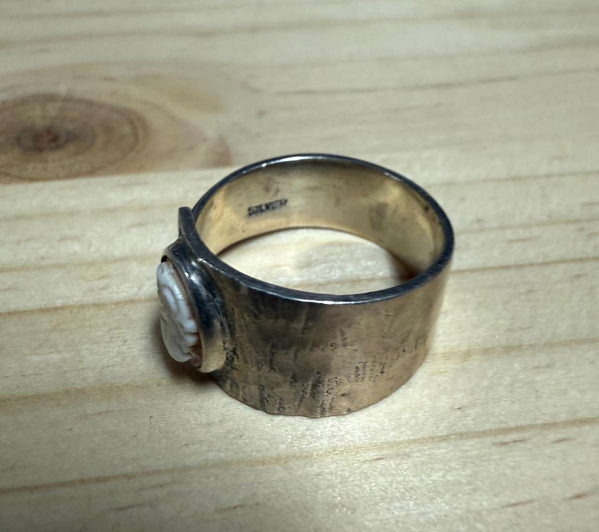 Sterling silver cameo ring