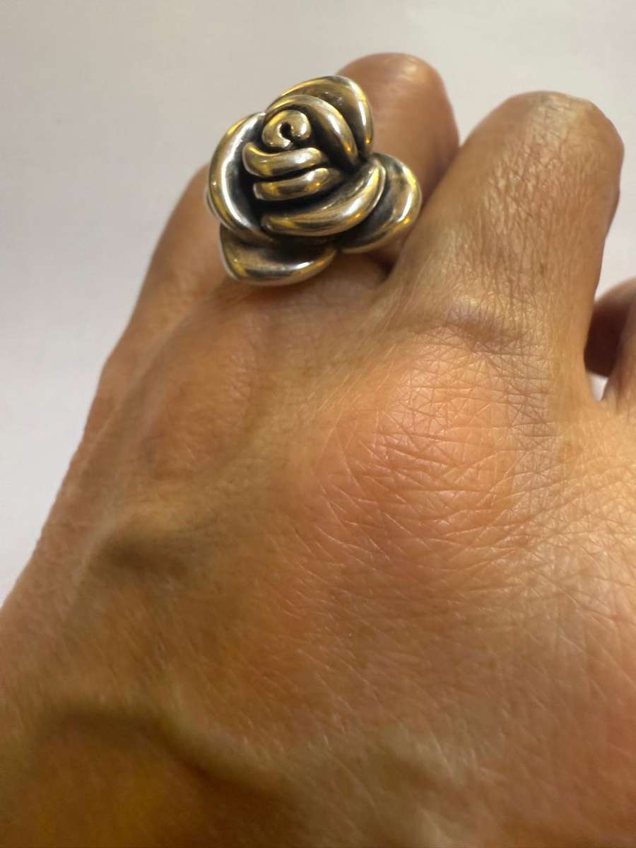Sterling silver rose ring