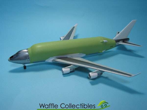 1:400 B747-400LCF Boeing Dreamlifter Unpainted  55161 Dragon