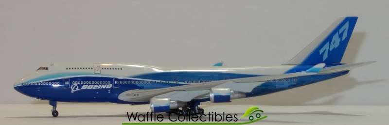 Dragon Wings Boeing Aircraft Company B 747-400 1:400