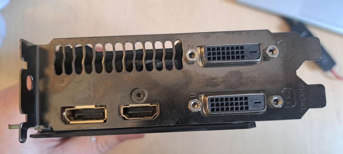 Gigabyte GeForce GTX 1060 WINDFORCE OC 6GB GDDR5 192-bit PCI-E 3.0 Desktop Graphics Card