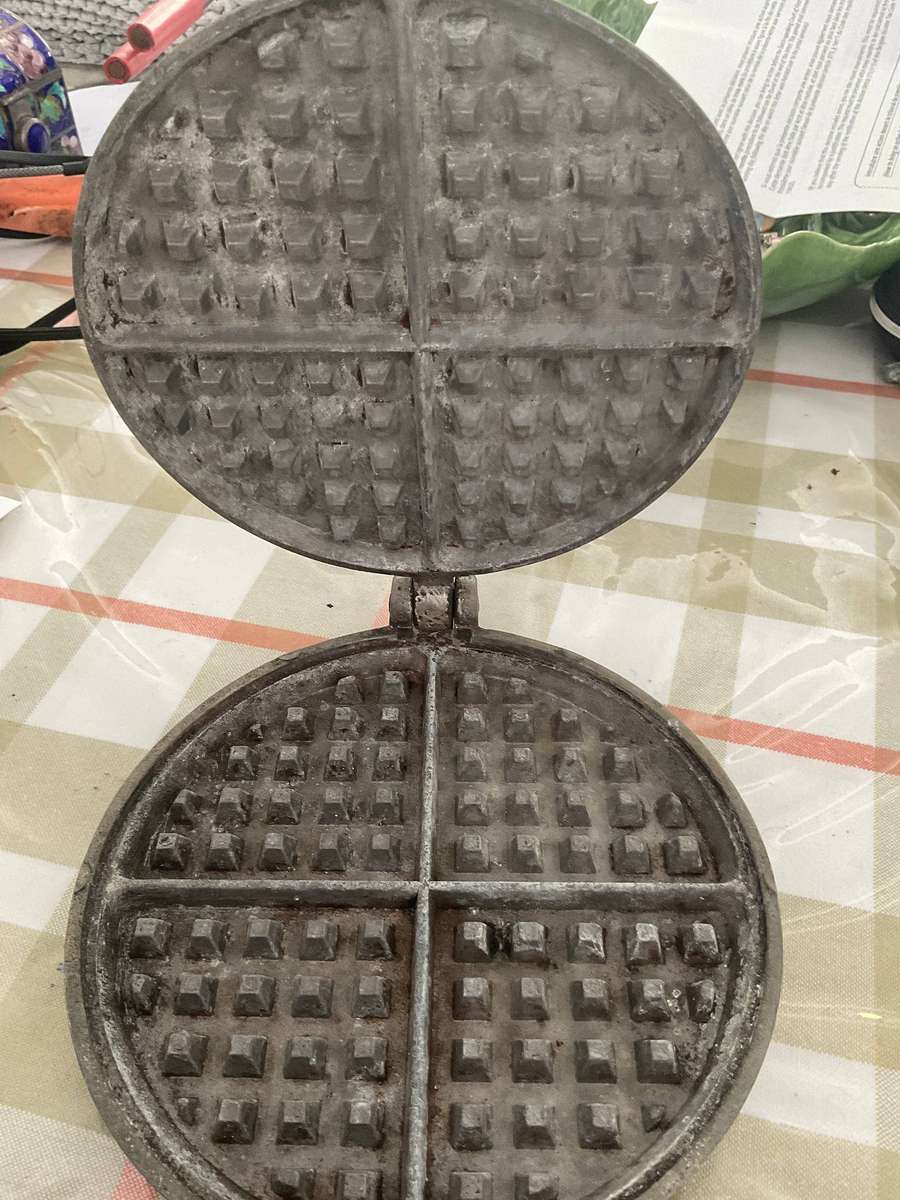 Jaffel  and waffle makers