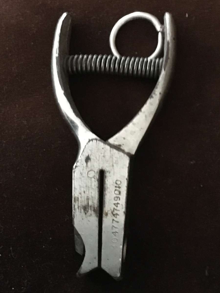 SAR  CONDUCTORS TICKET CLIPPER