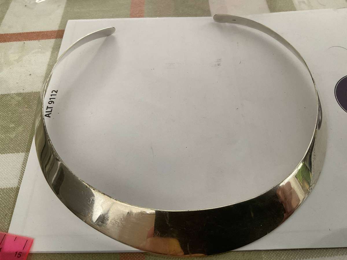 A vintage sterling silver choker marked 925