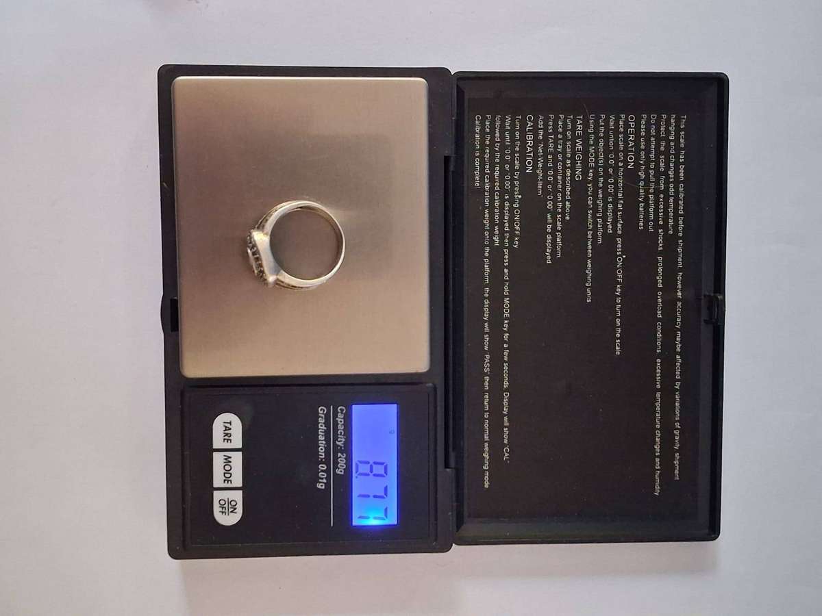 SILVER RING 5 - STUNNING -