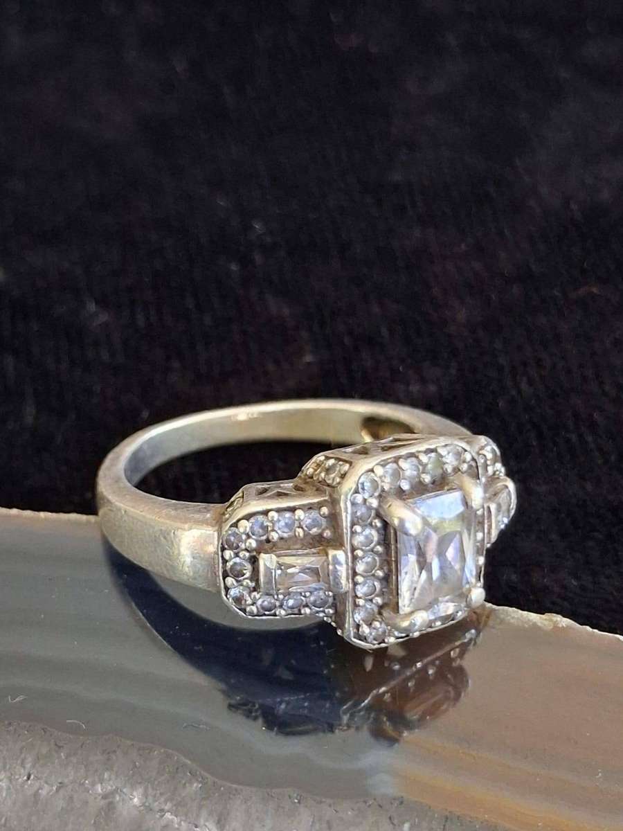 SILVER RING 2 - STUNNING -