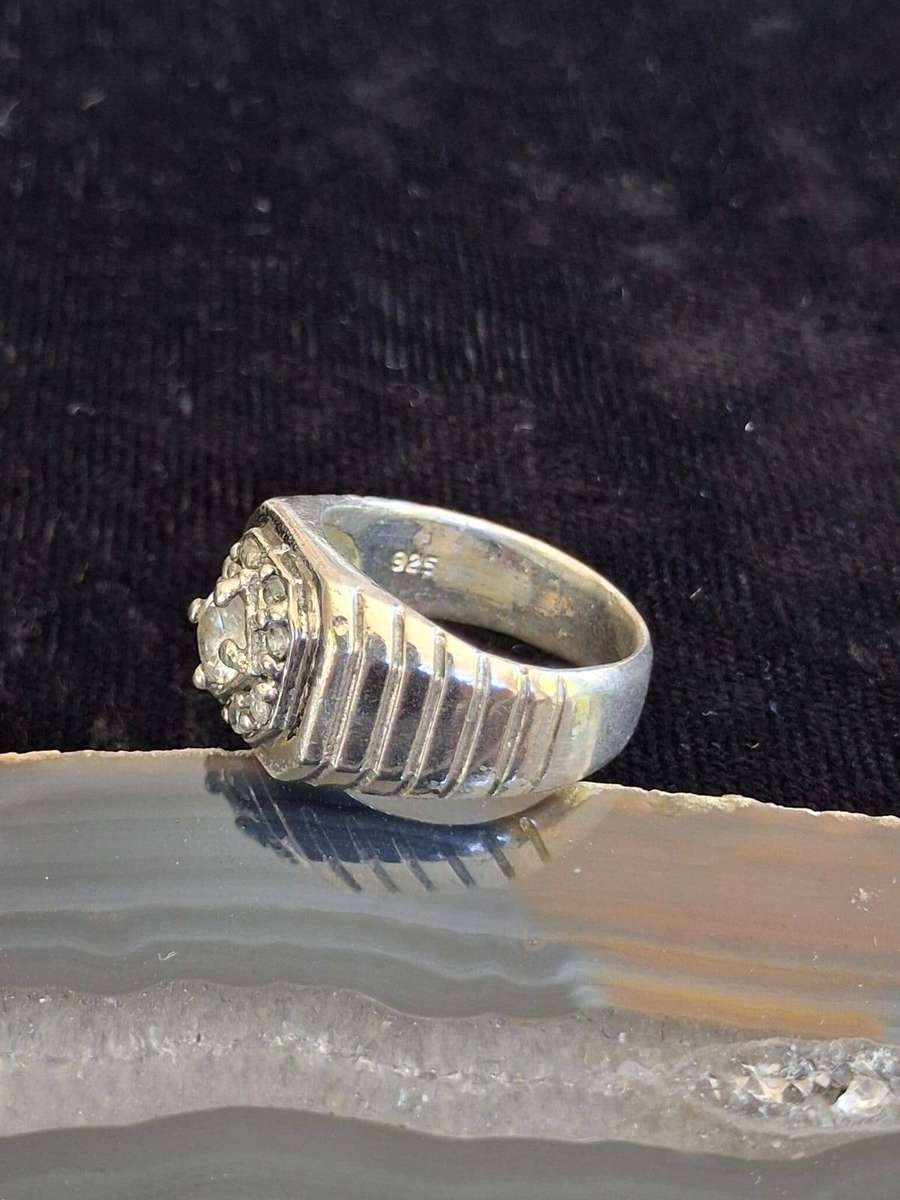 SILVER RING 3 - STUNNING -