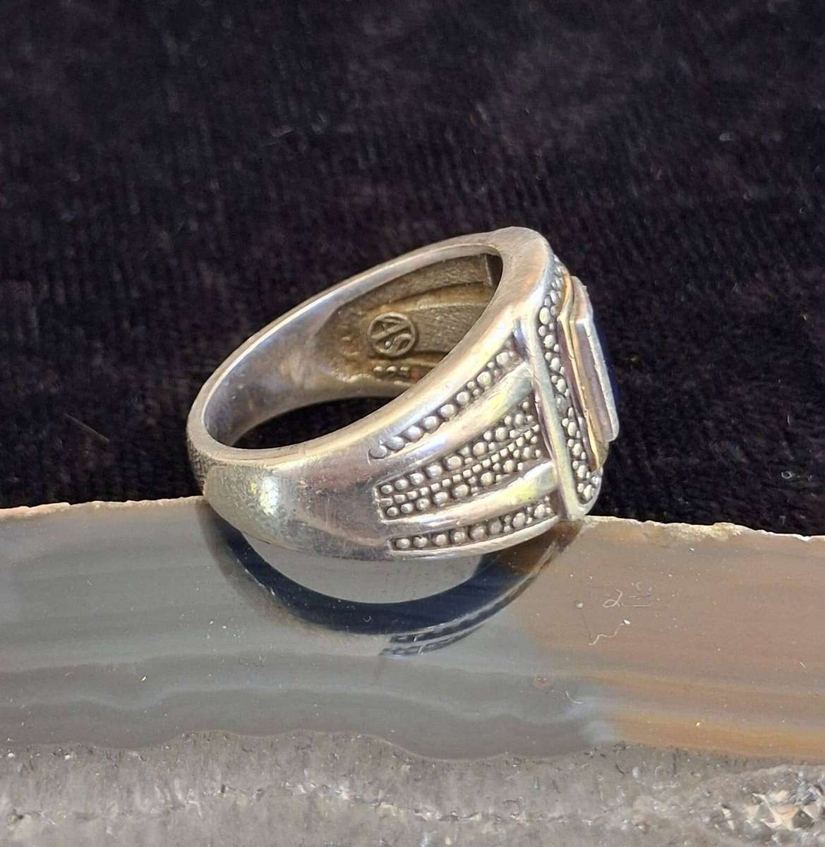 SILVER RING 4 - STUNNING -