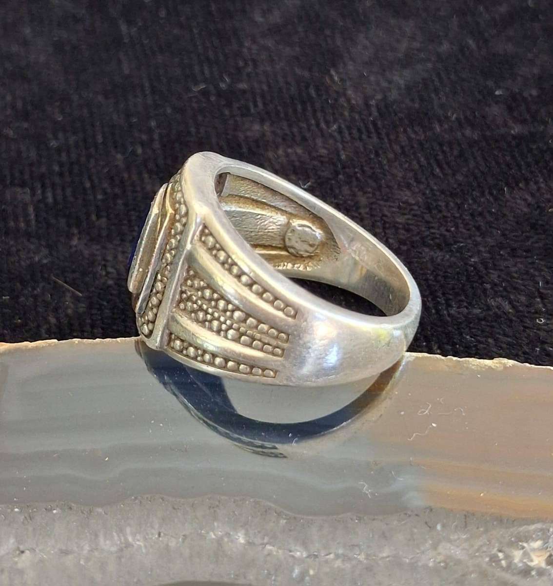 SILVER RING 4 - STUNNING -