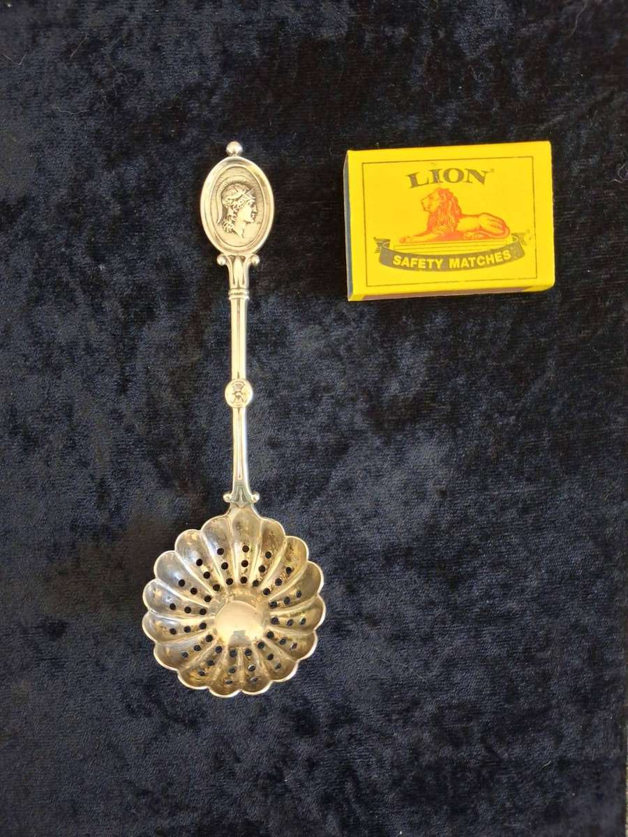 SILVER 925 SUGAR SIFTER SPOON 33grams