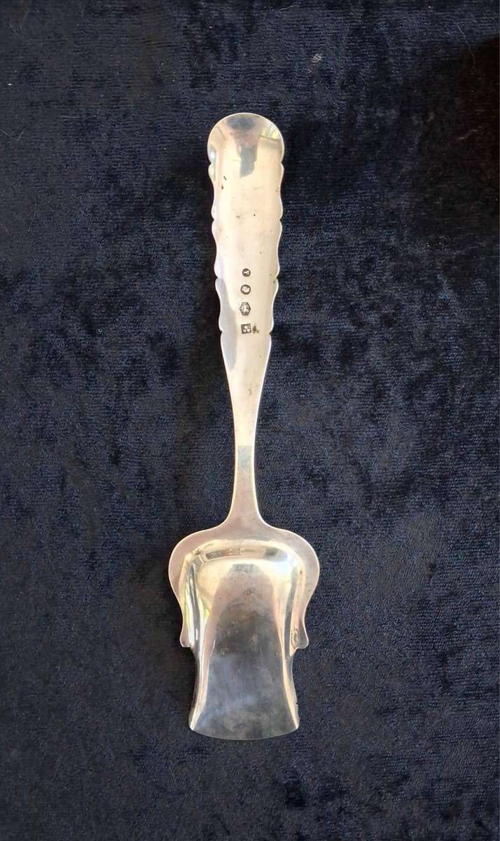 SILVER 925 LARGE SUGAR SPOON 22.85grams