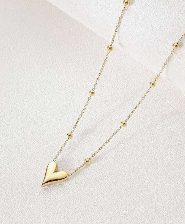 Gold Plated Chic Heart Necklace in Velvet Jewellery Box